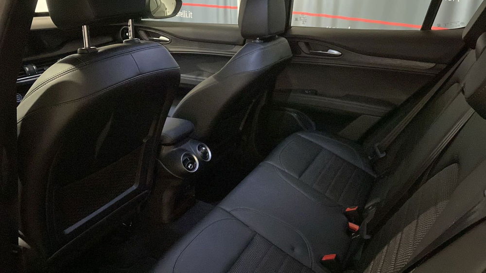 Alfa Romeo Stelvio usata a Bergamo (15)