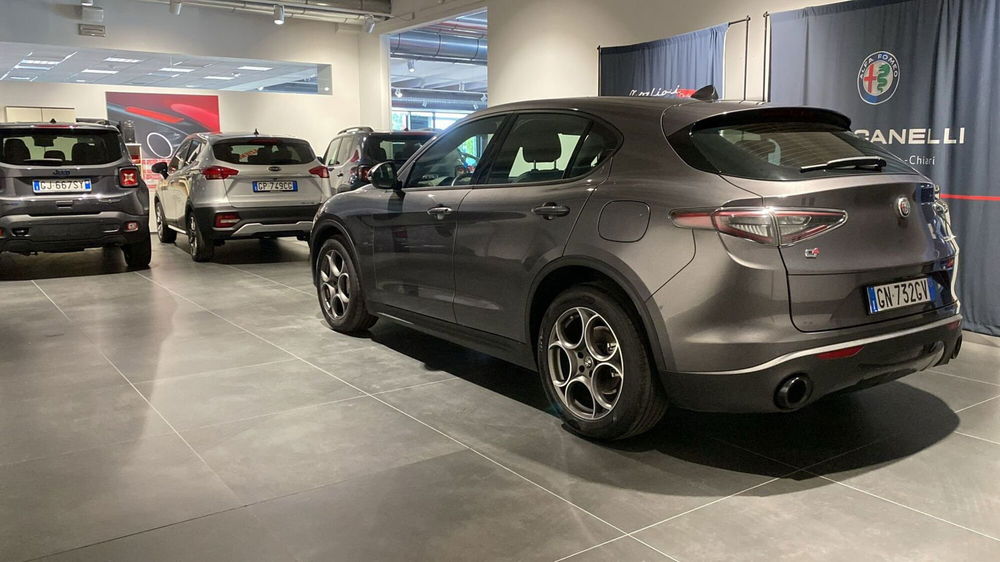 Alfa Romeo Stelvio usata a Bergamo (2)