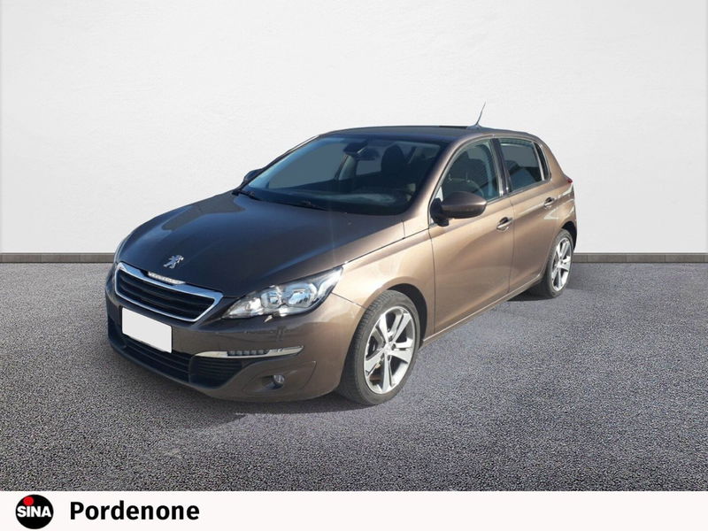 Peugeot 308 PureTech Turbo 110 S&amp;S Active  del 2015 usata a Pordenone