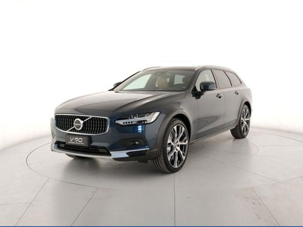 Volvo V90 Cross Country nuova a Modena (2)