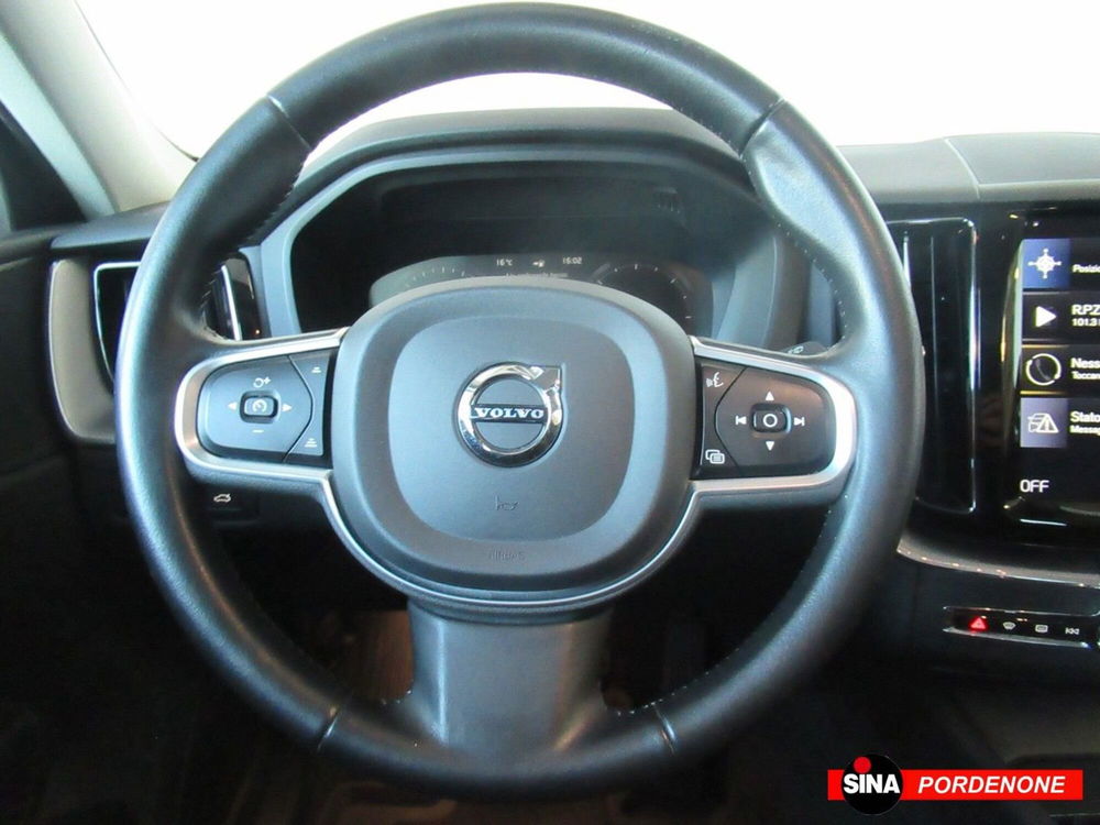 Volvo XC60 usata a Pordenone (12)