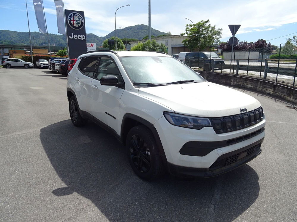 Jeep Compass nuova a Lucca (7)