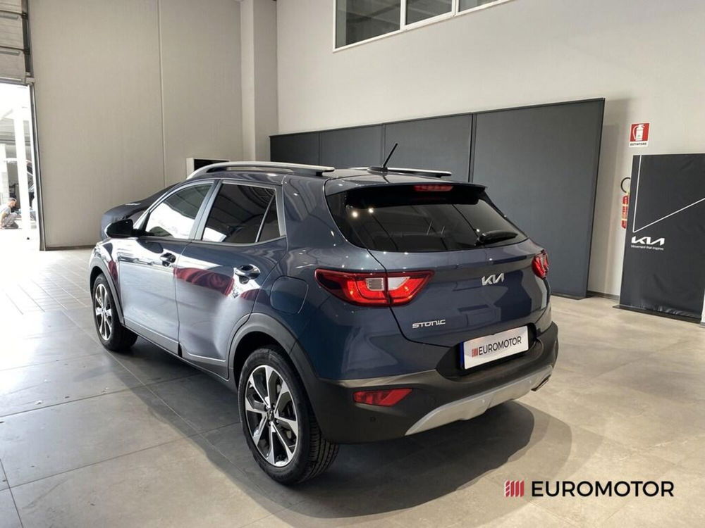 Kia Stonic nuova a Bari (11)