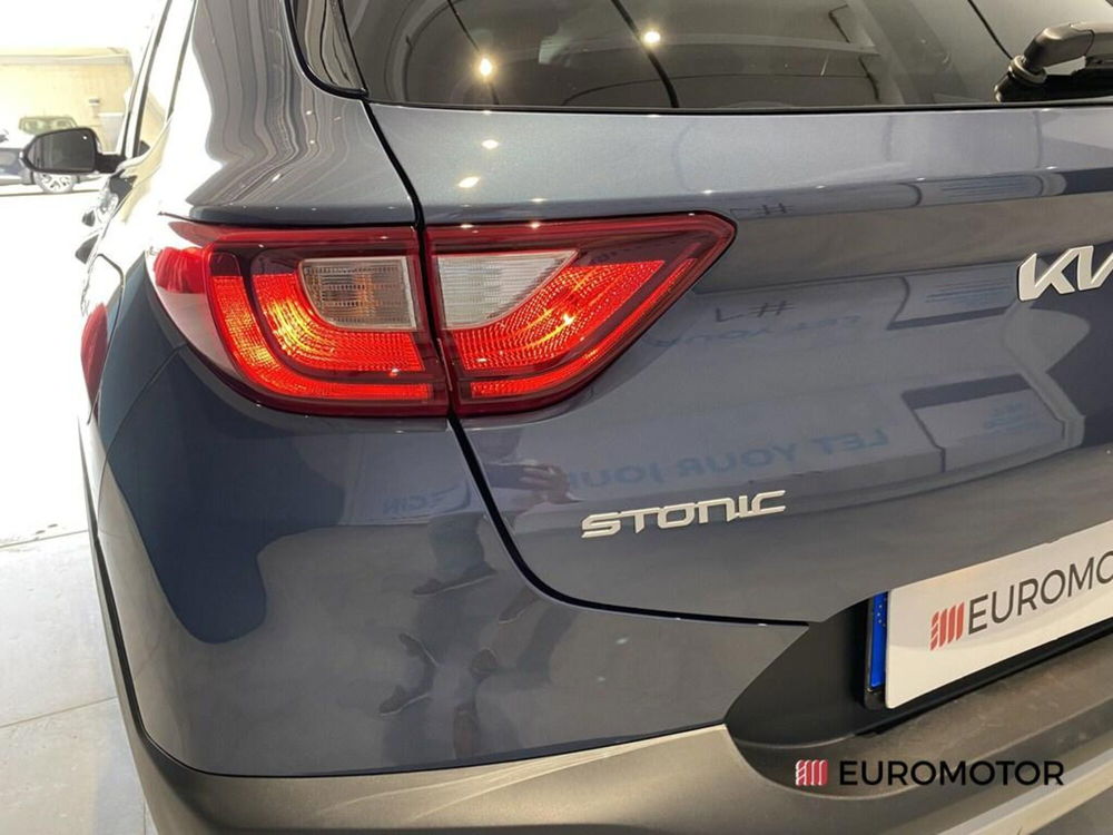 Kia Stonic nuova a Bari (12)