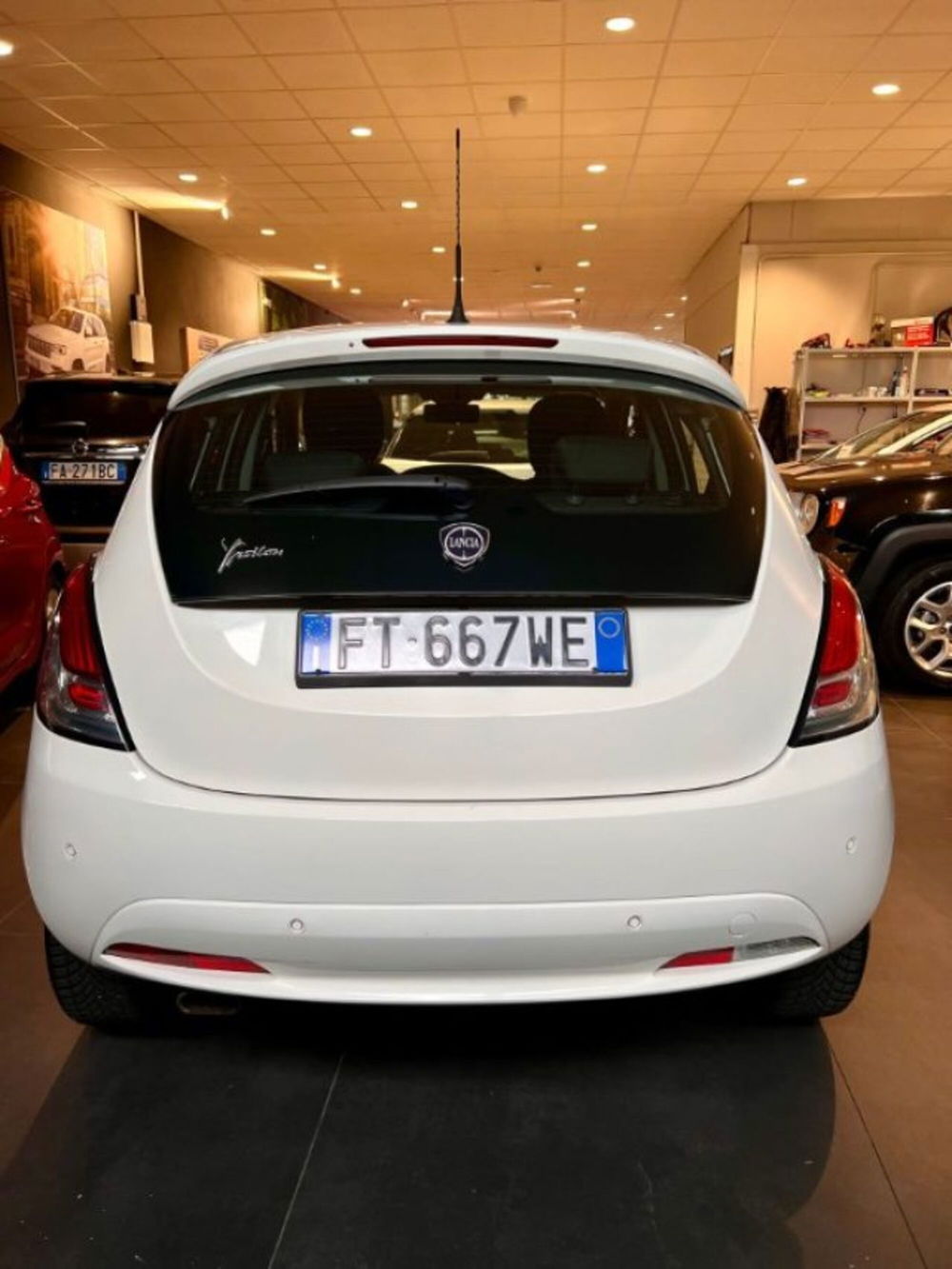 Lancia Ypsilon usata a Modena (6)