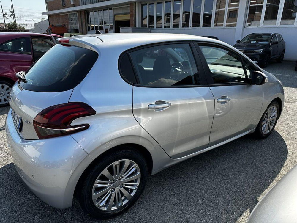 Peugeot 208 usata a Torino (3)