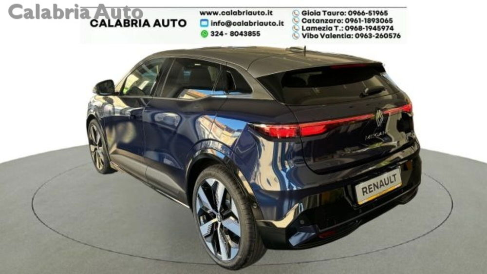 Renault Megane E-Tech Electric nuova a Reggio Calabria (4)