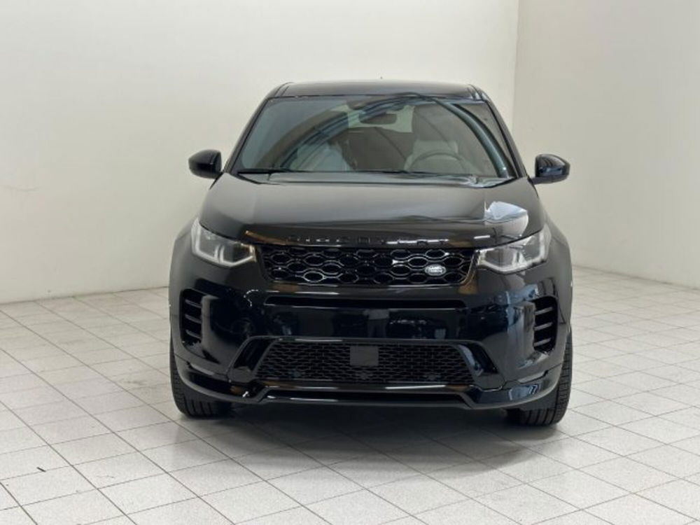 Land Rover Discovery Sport nuova a Novara (8)