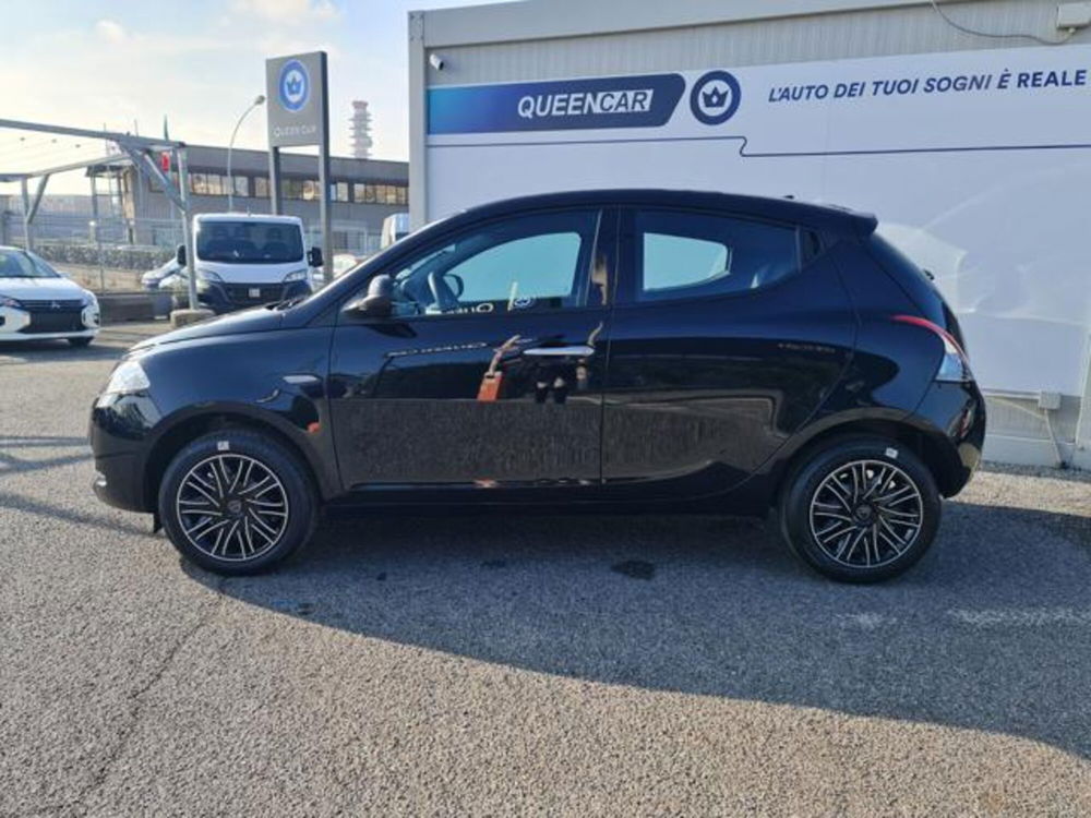 Lancia Ypsilon nuova a Torino (4)