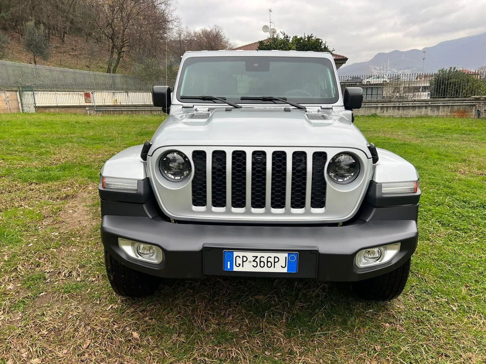 Jeep Wrangler Unlimited nuova a Salerno (9)