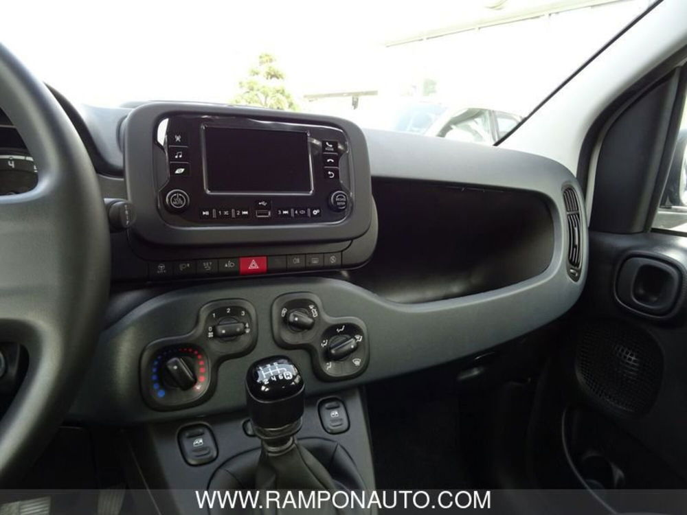 Fiat Panda Cross nuova a Venezia (18)