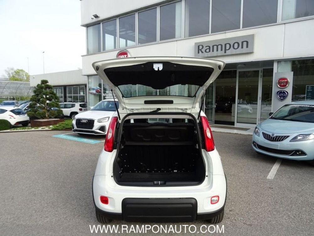 Fiat Panda Cross nuova a Venezia (19)