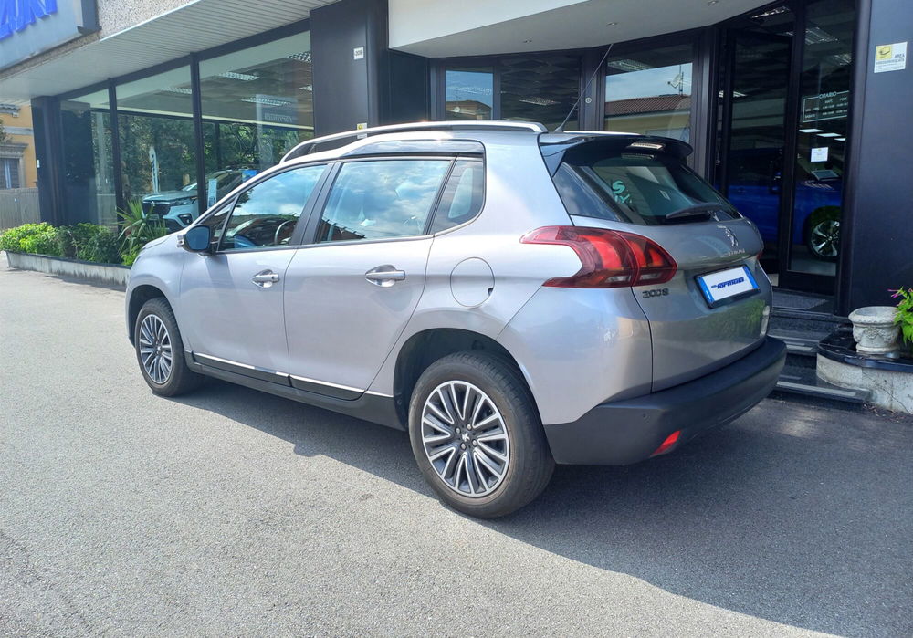 Peugeot 2008 usata a Milano (4)