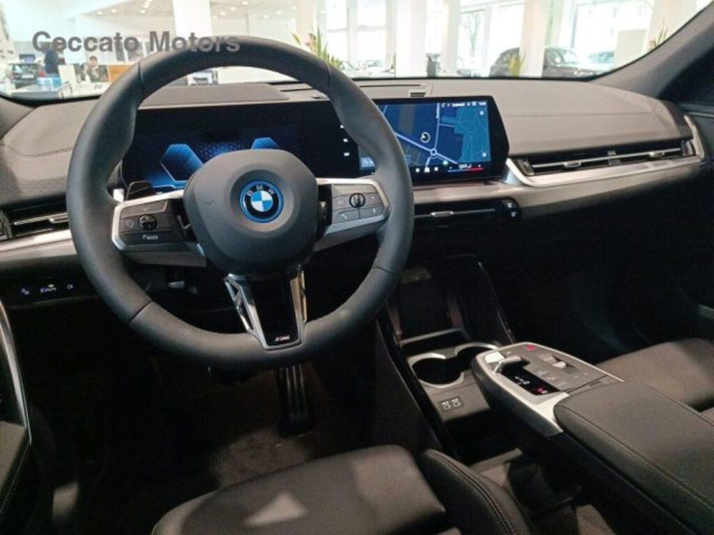 BMW iX2 nuova a Padova (6)