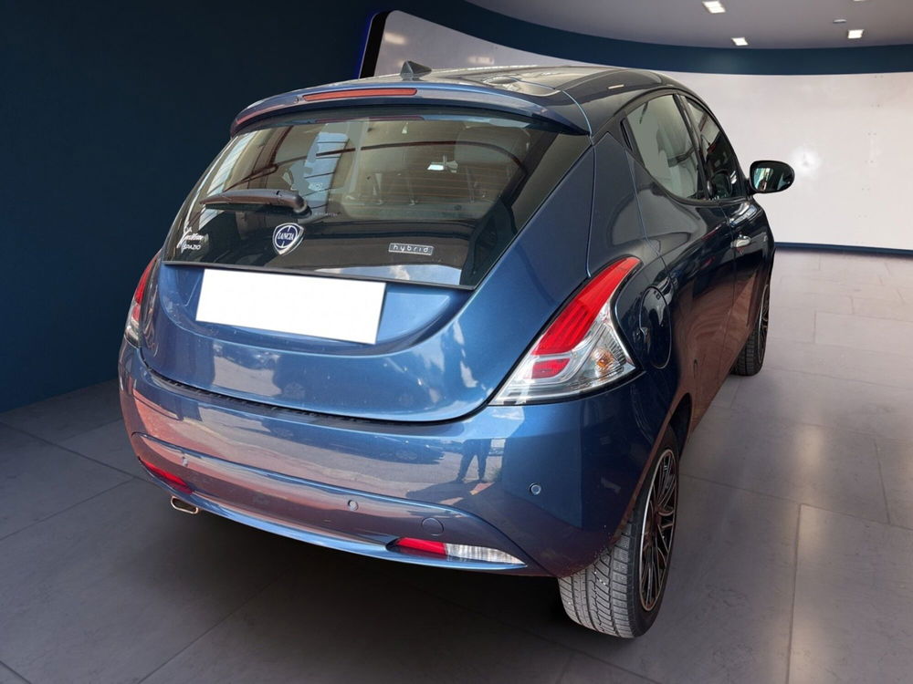 Lancia Ypsilon usata a Torino (5)