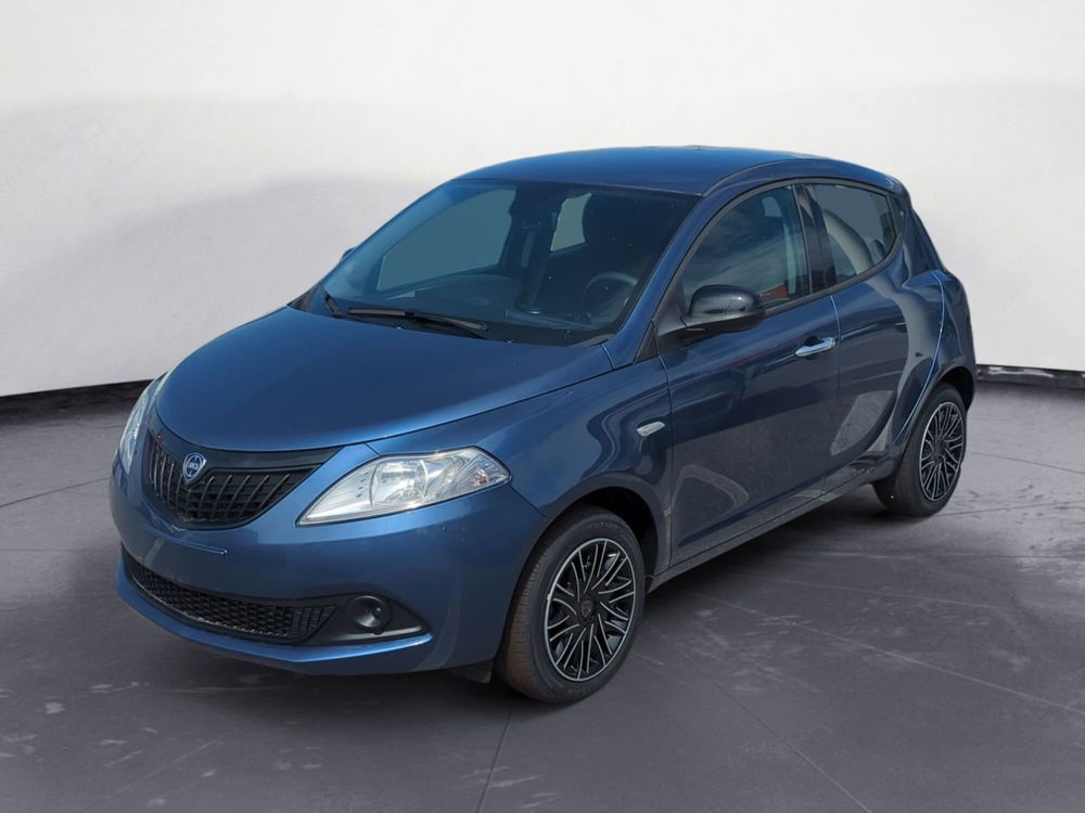 Lancia Ypsilon nuova a Pordenone