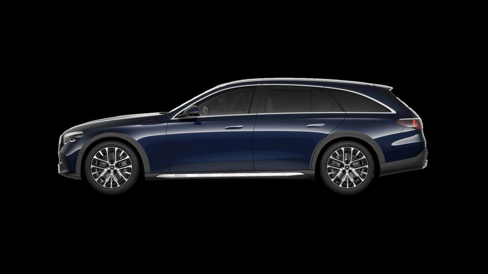 Mercedes-Benz Classe E Station Wagon nuova a Milano (2)