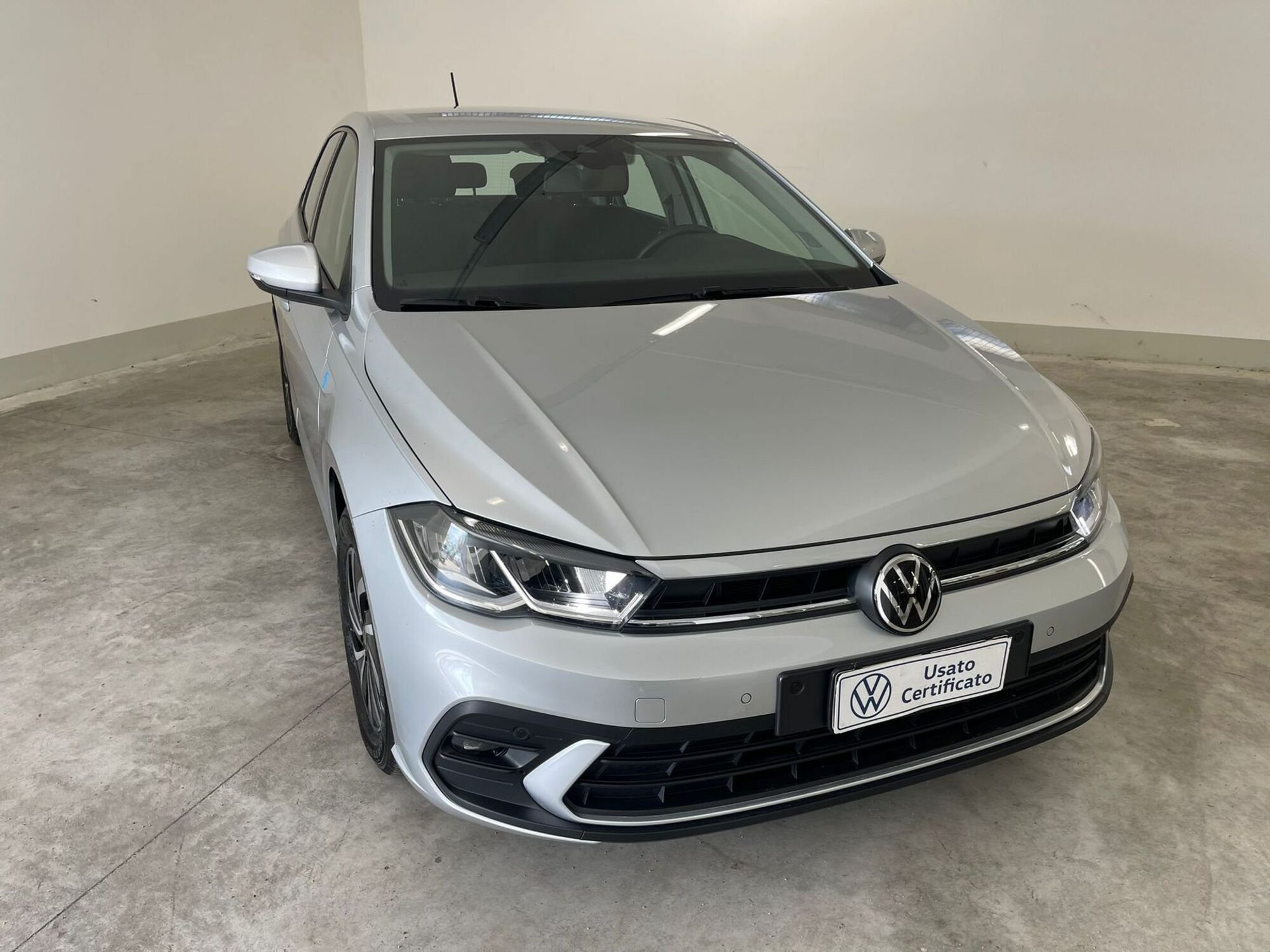 Volkswagen Polo 1.0 tsi Life 95cv dsg del 2021 usata a Avezzano