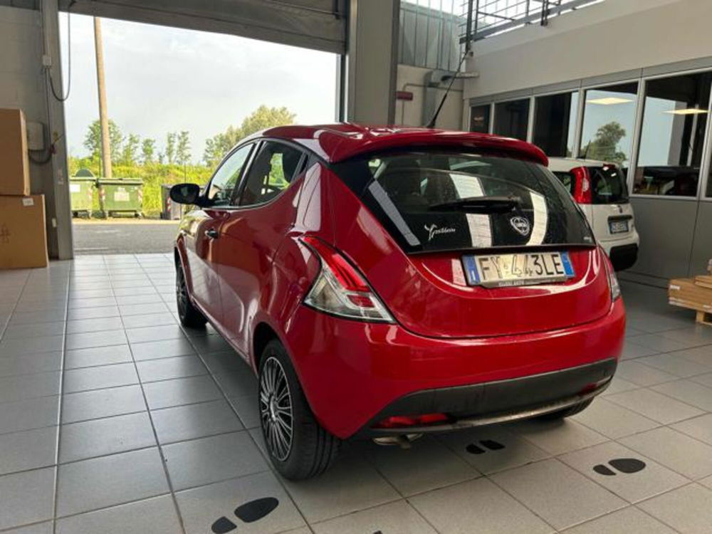 Lancia Ypsilon usata a Vercelli (4)