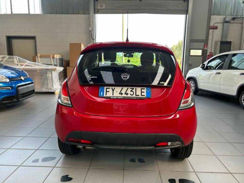 Lancia Ypsilon usata a Vercelli (5)