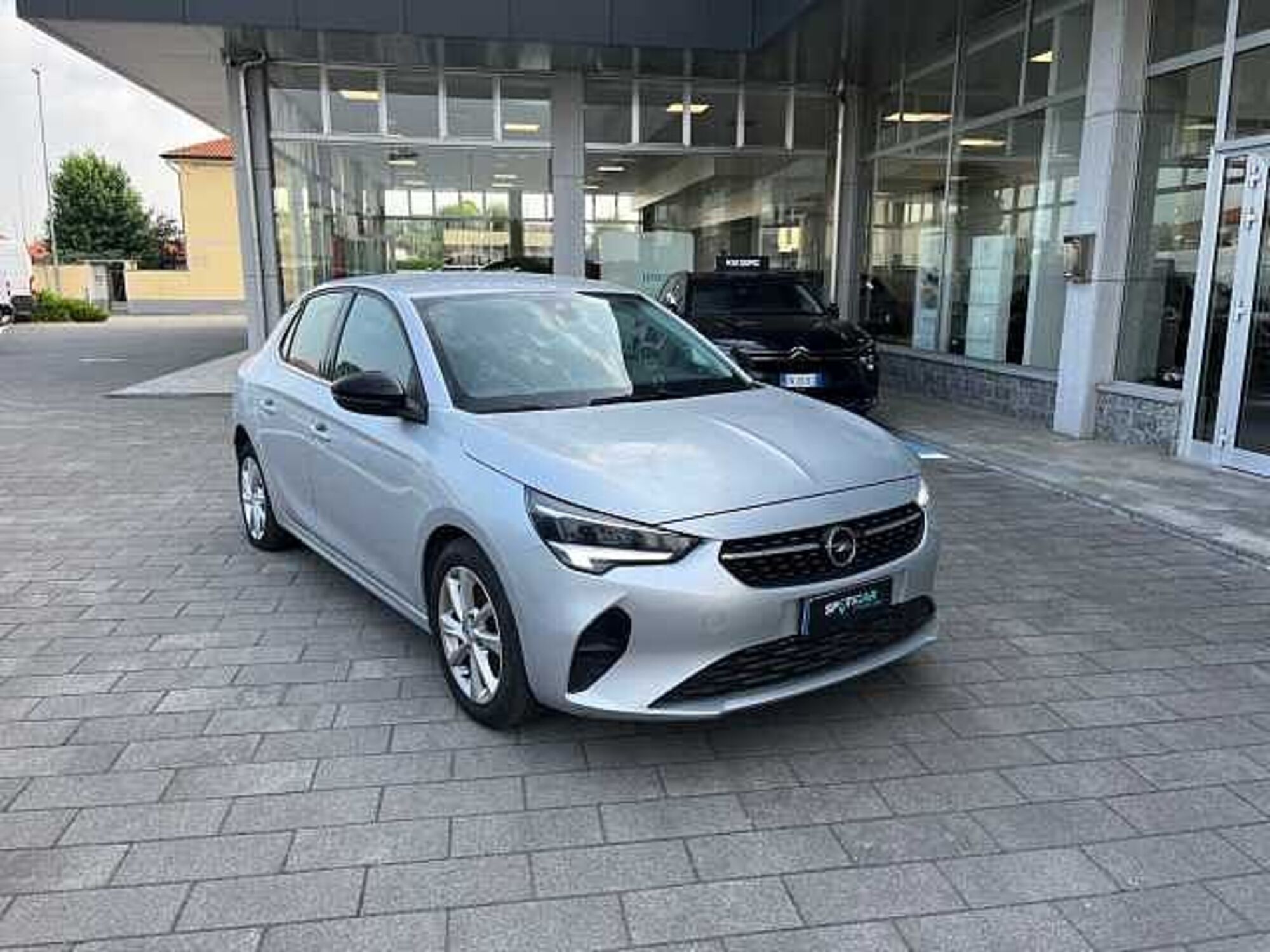 Opel Corsa 1.2 Elegance  del 2022 usata a Magenta