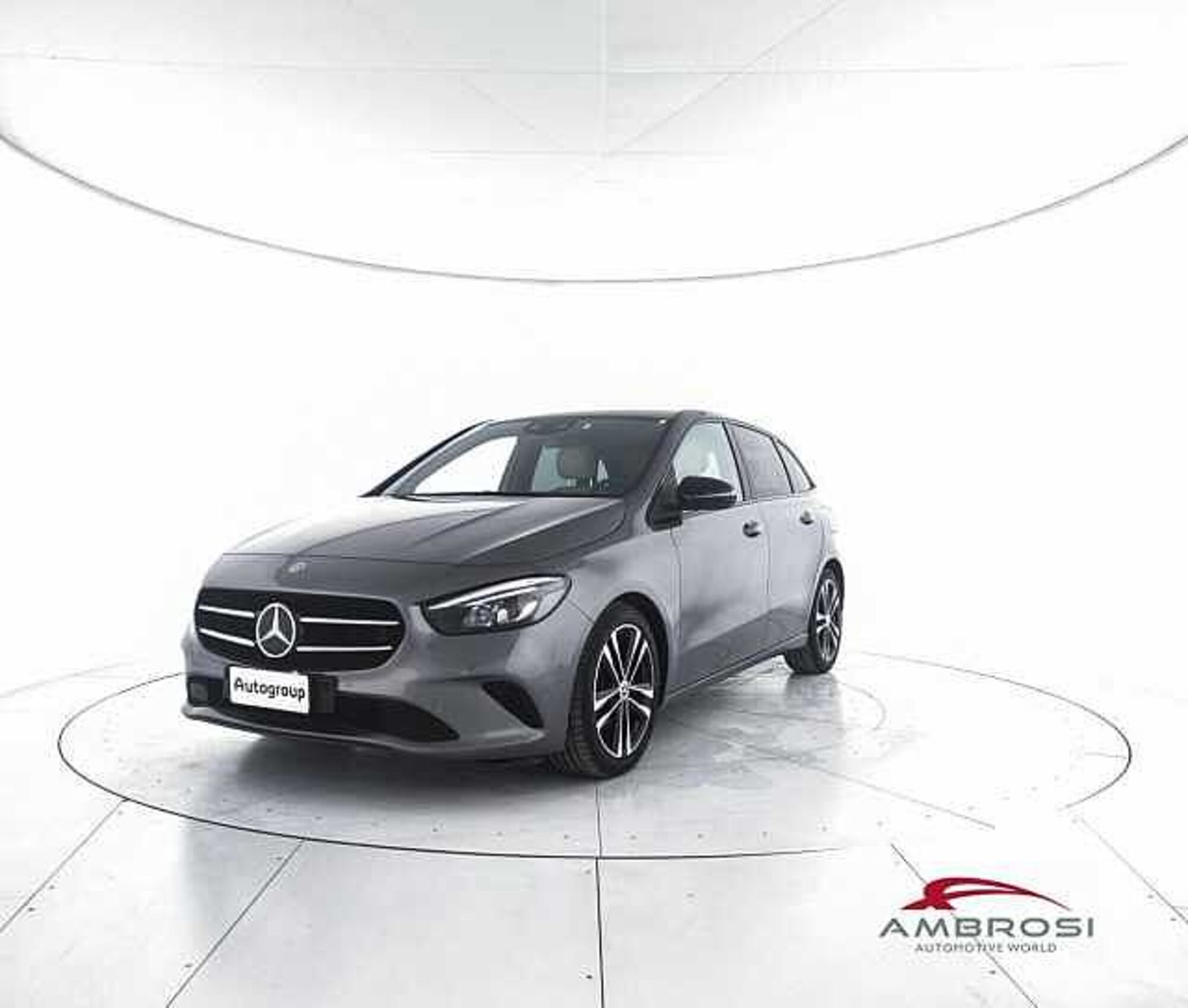 Mercedes-Benz Classe B 180 d Automatic Premium  del 2019 usata a Viterbo