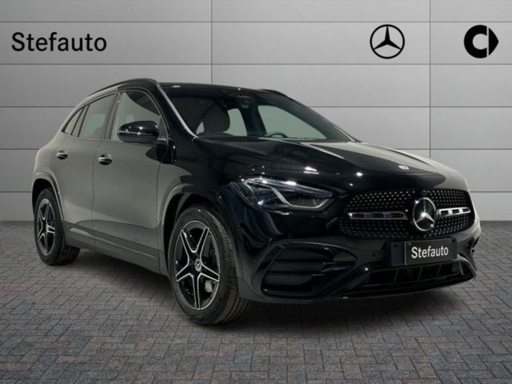 Mercedes-Benz GLA SUV nuova a Bologna