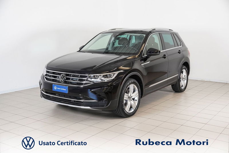 Volkswagen Tiguan 2.0 TDI 150 CV SCR DSG 4MOTION Elegance nuova a Citta' della Pieve