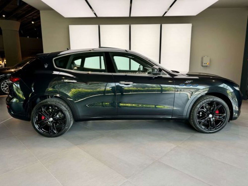 Maserati Levante usata a Torino (5)