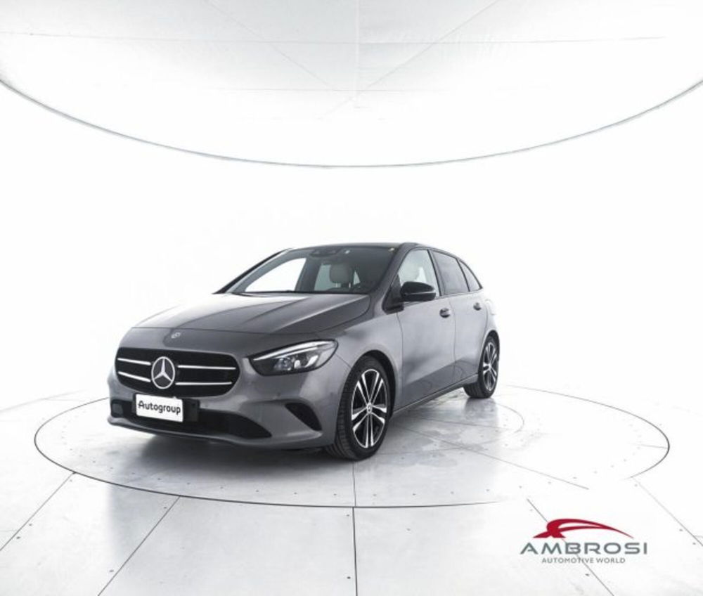 Mercedes-Benz CLA Shooting Brake usata a Perugia