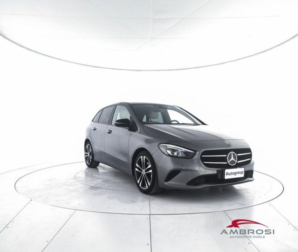 Mercedes-Benz CLA Shooting Brake usata a Perugia (2)