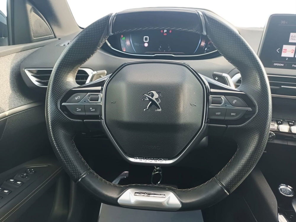 Peugeot 3008 usata a Bari (10)