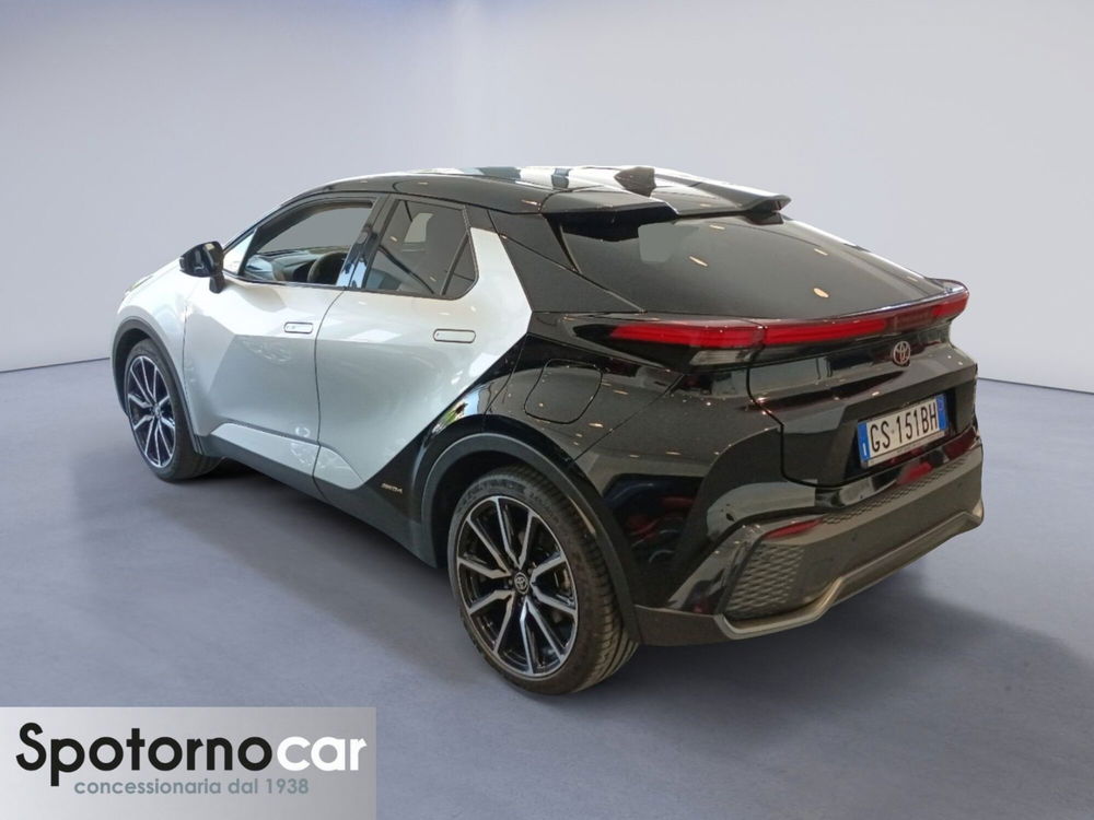 Toyota Toyota C-HR usata a Milano (3)