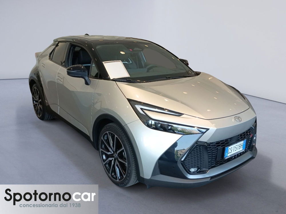 Toyota Toyota C-HR usata a Milano (7)