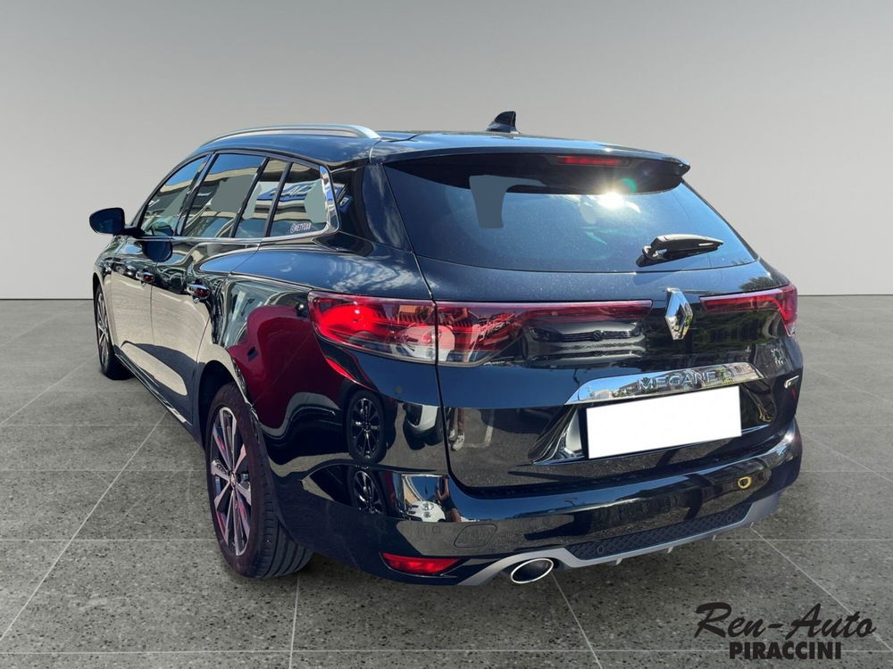 Renault Mégane Sporter usata a Rimini (2)