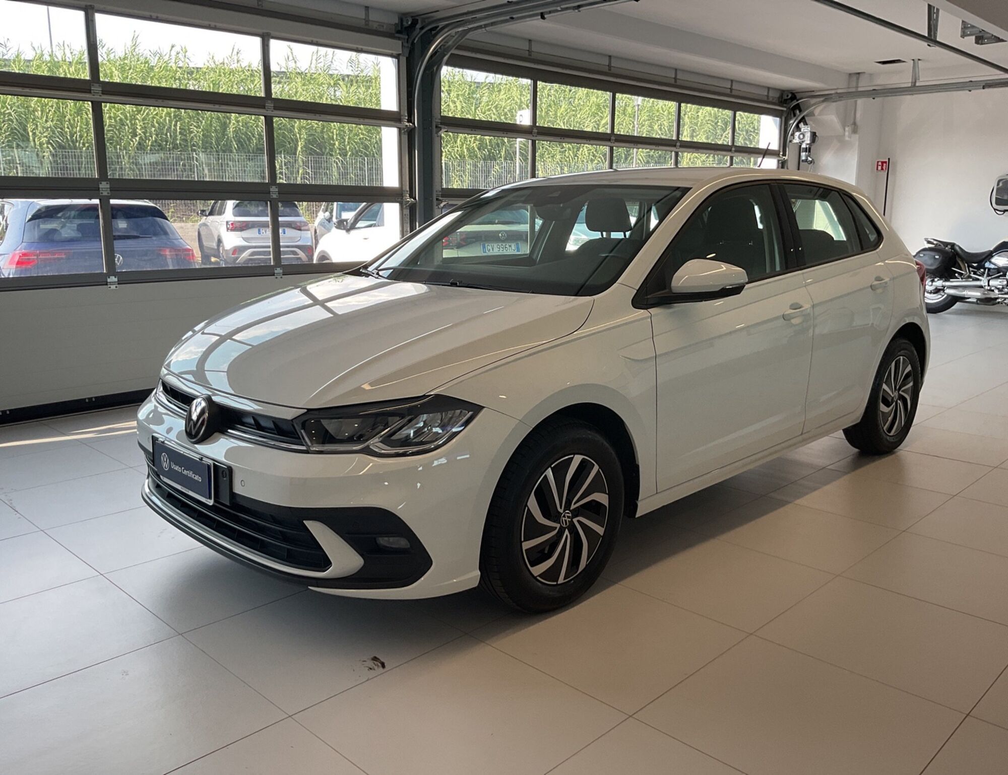 Volkswagen Polo 1.0 tsi Life 95cv dsg del 2022 usata a Salerno