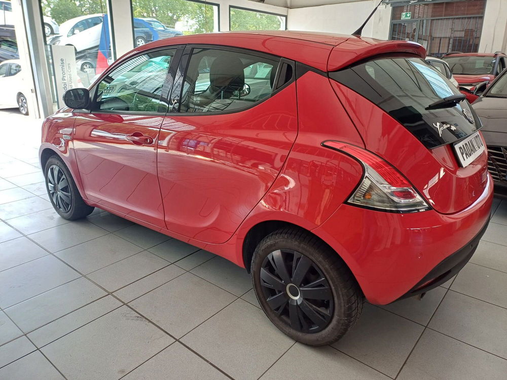 Lancia Ypsilon usata a Ferrara (6)