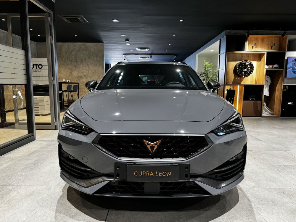 Cupra Leon Station Wagon nuova a Vercelli (2)