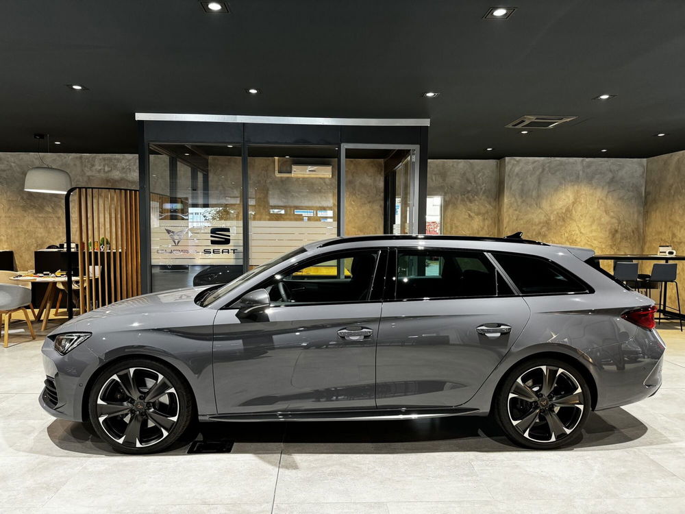 Cupra Leon Station Wagon nuova a Vercelli (4)