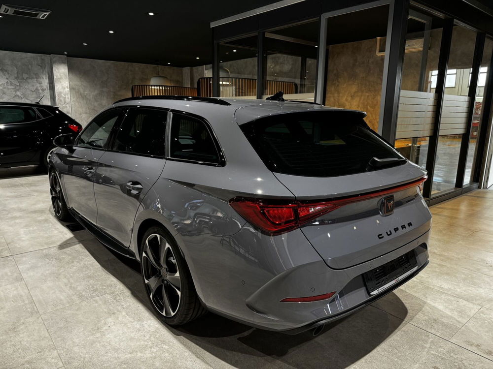 Cupra Leon Station Wagon nuova a Vercelli (5)