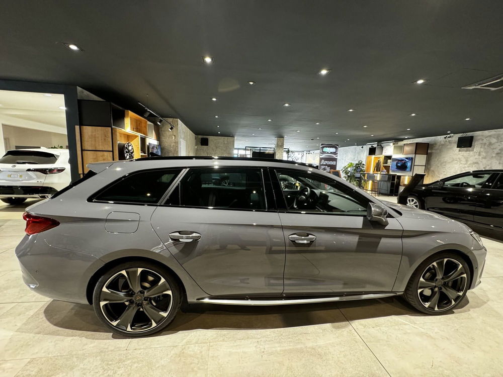 Cupra Leon Station Wagon nuova a Vercelli (7)