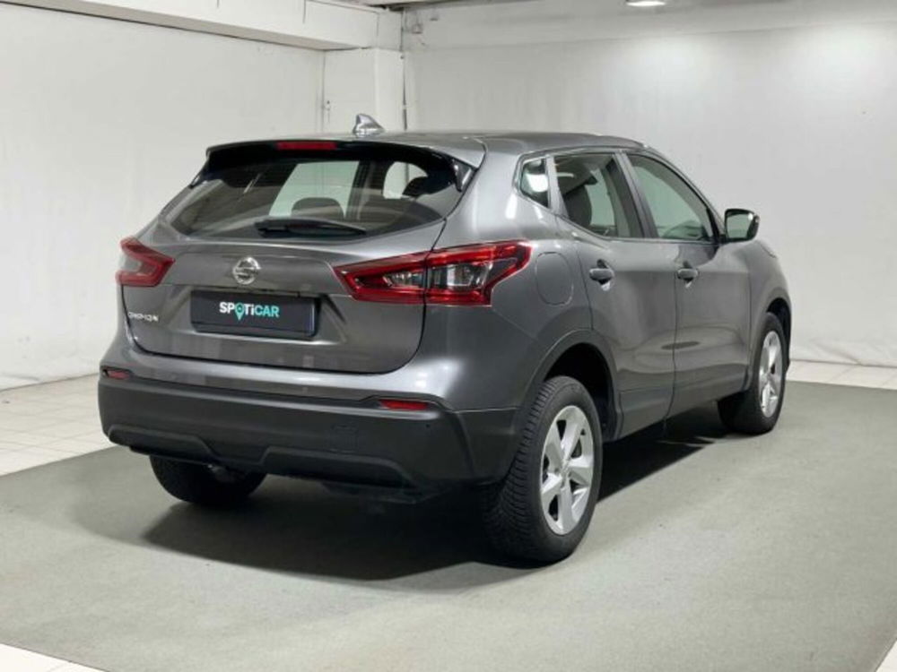 Nissan Qashqai usata a Sondrio (5)