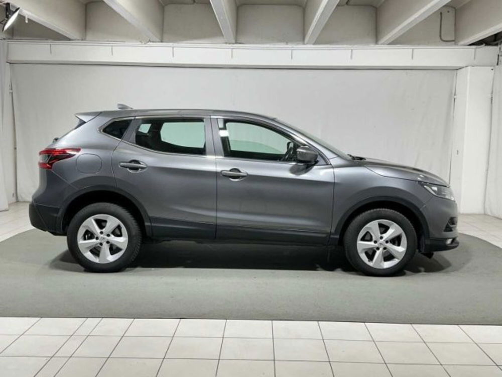 Nissan Qashqai usata a Sondrio (6)