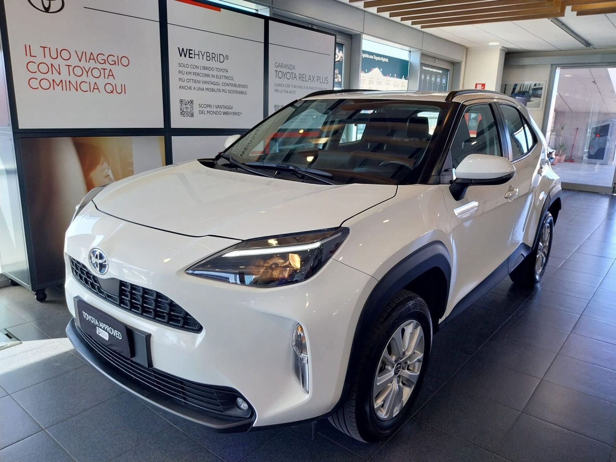 Toyota Yaris Cross 1.5 Hybrid 5p. E-CVT Active del 2023 usata a Cagliari