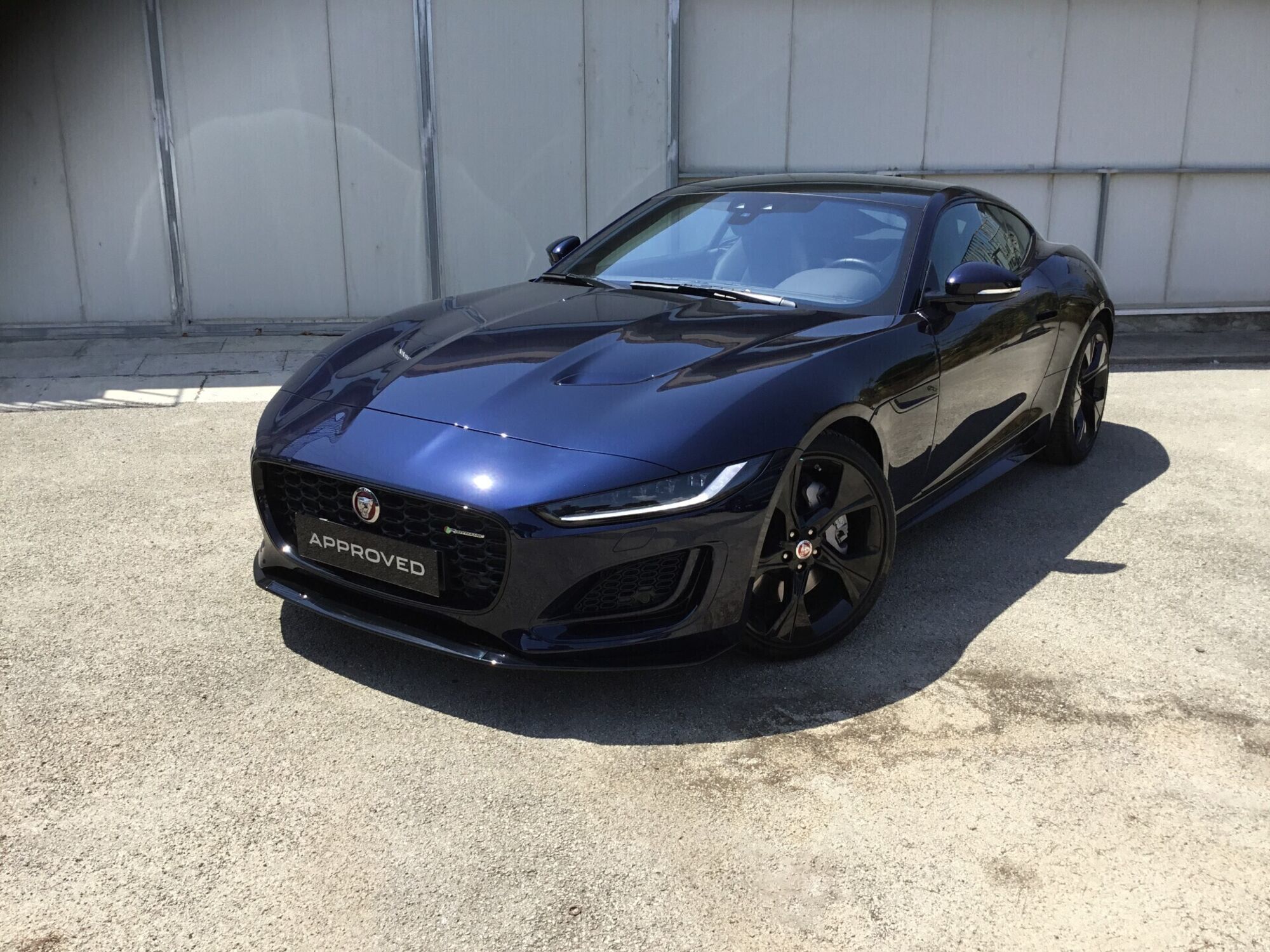 Jaguar F-Type Coup&eacute; 2.0 aut. Coup&eacute; R-Dynamic  del 2022 usata a Napoli