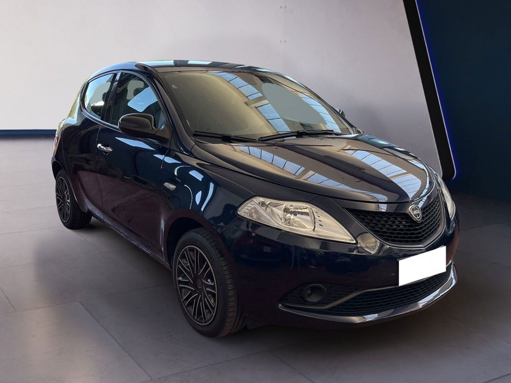 Lancia Ypsilon usata a Torino (2)