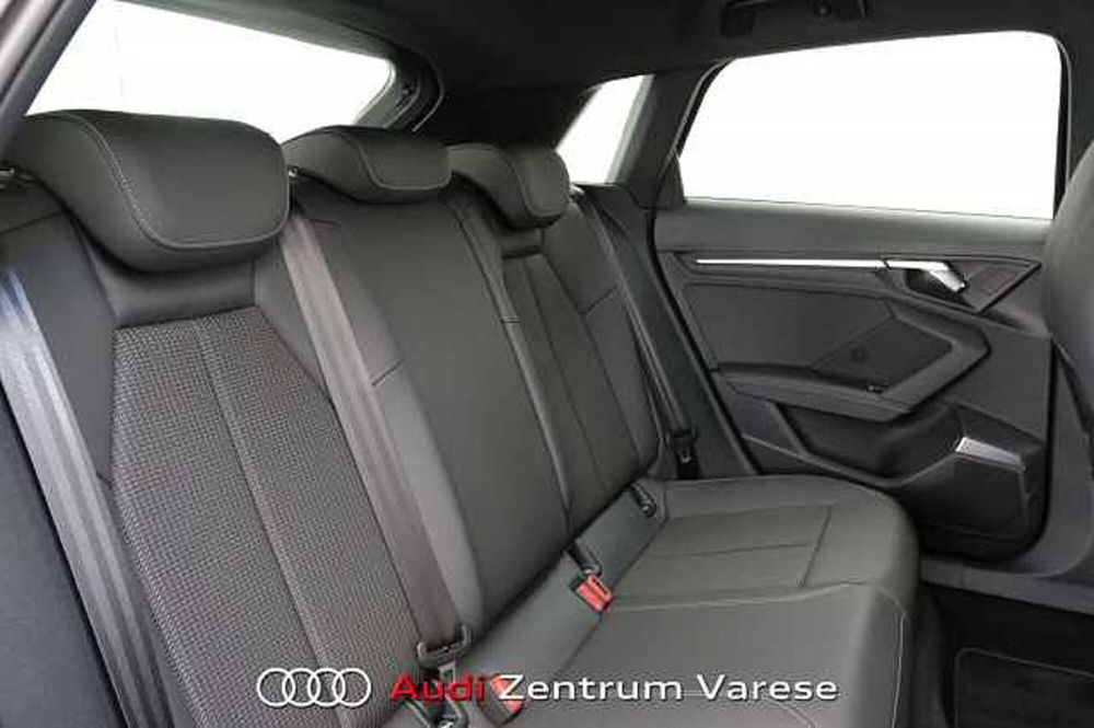 Audi S3 Sportback usata a Varese (8)