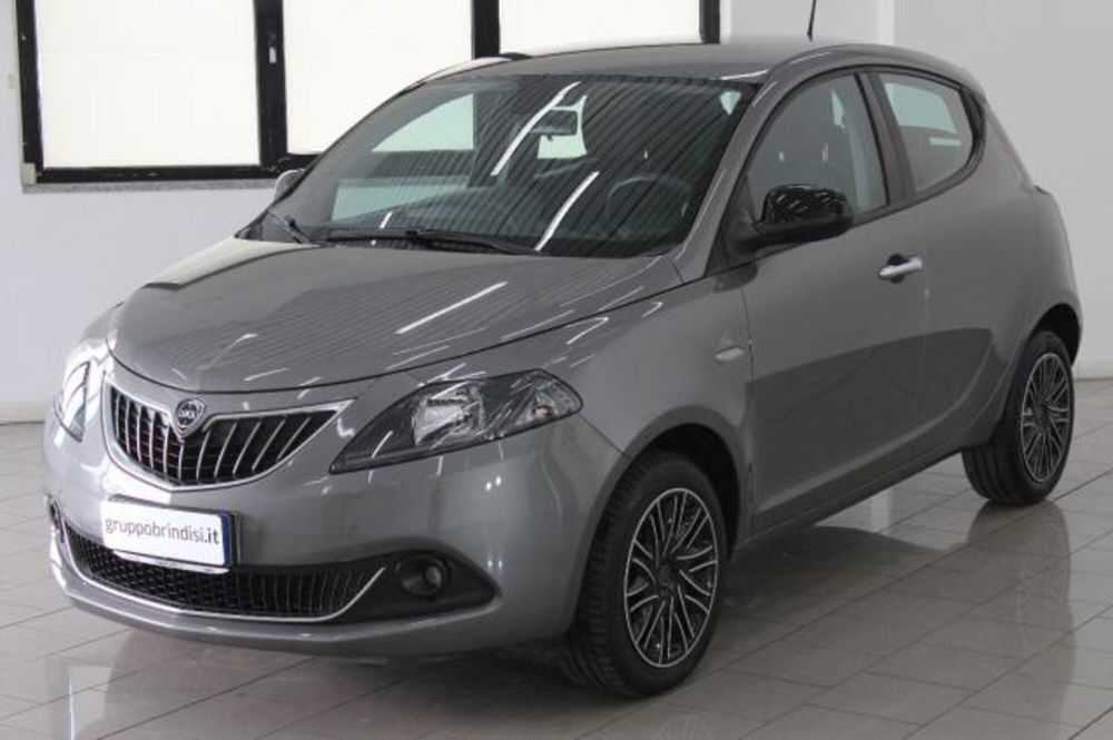 Lancia Ypsilon usata a Potenza (3)