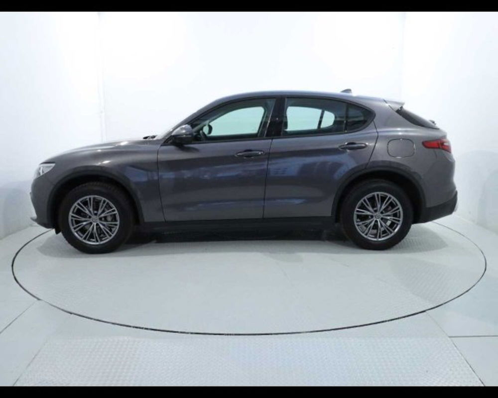 Alfa Romeo Stelvio usata a Bologna (3)