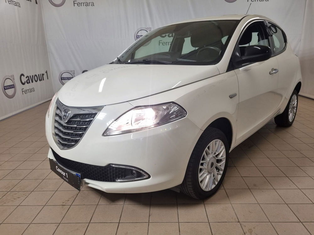 Lancia Ypsilon usata a Ferrara (2)